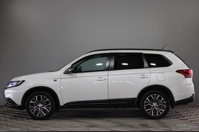 Mitsubishi Outlander III Рестайлинг 2 с пробегом 2016 года, цена 2 100 000 рублей, 86000 км, внедорожник, Автокод Объявления