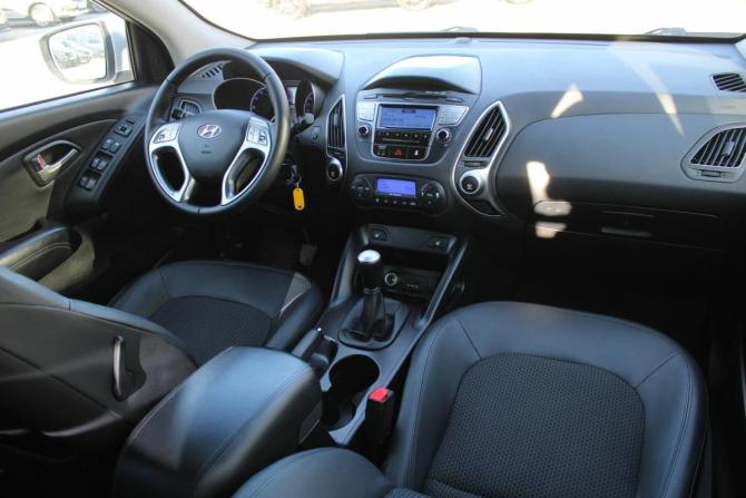 Hyundai ix35 I с пробегом 2011 года, цена 1 230 000 рублей, 165000 км, внедорожник, Автокод Объявления