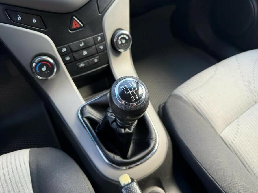 Chevrolet Cruze I Набережные Челны  - изображение 12