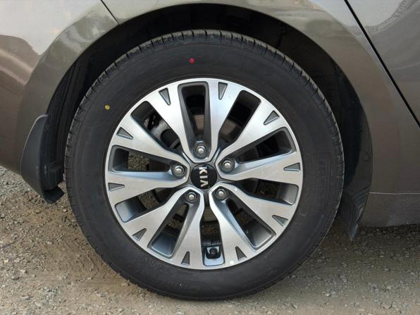 Kia Ceed II Рестайлинг с пробегом 2017 года, цена 1 550 000 рублей, 108000 км, хэтчбек, Автокод Объявления