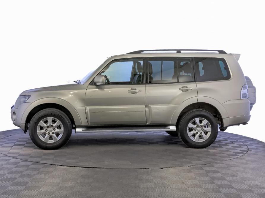 Mitsubishi Pajero IV Рестайлинг 1 Москва  - изображение 8