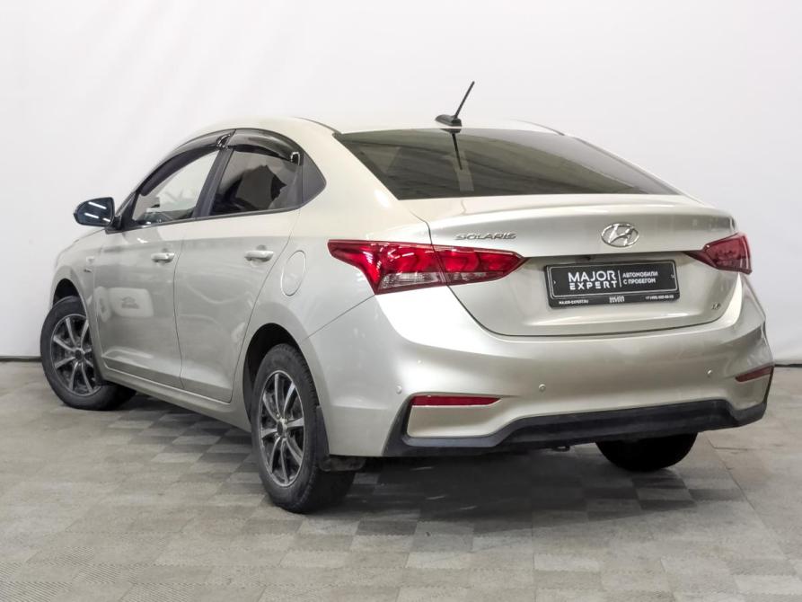 Hyundai Solaris II Москва  - изображение 7