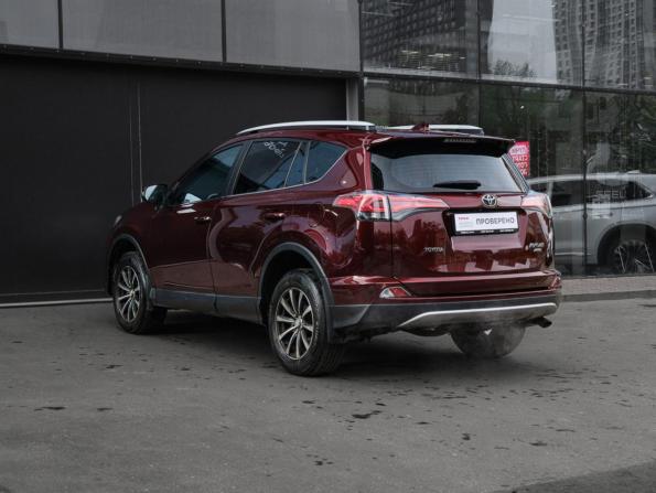 Toyota RAV4 IV (XA40) Рестайлинг с пробегом 2017 года, цена 2 250 000 рублей, 170000 км, внедорожник, Автокод Объявления