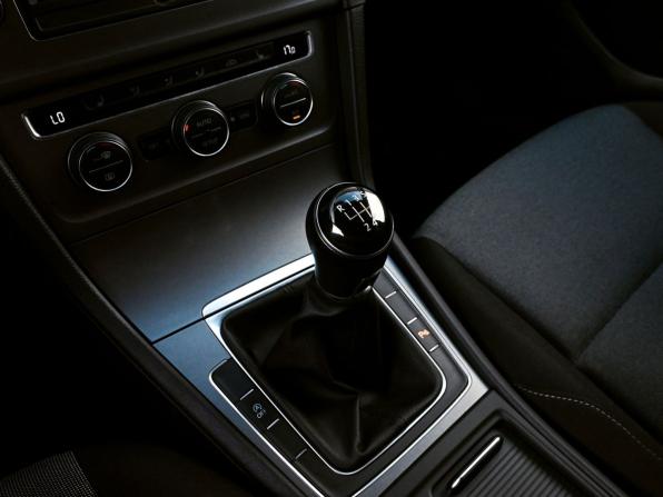 Volkswagen Golf VII с пробегом 2014 года, цена 1 069 000 рублей, 137000 км, хэтчбек, Автокод Объявления