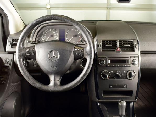 Mercedes-Benz A-Класс II (W169) Рестайлинг с пробегом 2012 года, цена 1 015 997 рублей, 97288 км, хэтчбек, Автокод Объявления