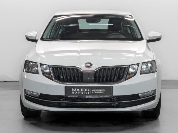 Skoda Octavia III (A7) Рестайлинг с пробегом 2019 года, цена 1 630 000 рублей, 117548 км, лифтбек, Автокод Объявления