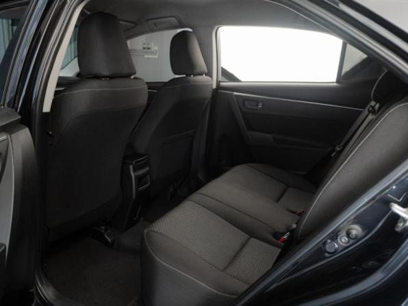 Toyota Corolla XI (E160 E170 E180) с пробегом 2013 года, цена 1 349 000 рублей, 167992 км, седан, Автокод Объявления