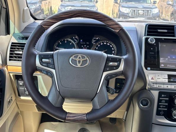Toyota Land Cruiser Prado 150 Series Рестайлинг 2 с пробегом 2017 года, цена 5 070 000 рублей, 112560 км, внедорожник, Автокод Объявления