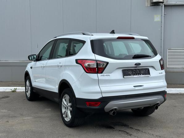 Ford Kuga II Рестайлинг с пробегом 2018 года, цена 1 720 000 рублей, 85000 км, внедорожник, Автокод Объявления