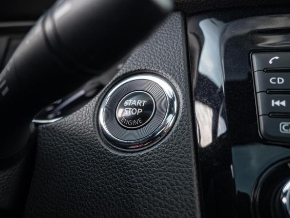 Nissan Qashqai II с пробегом 2017 года, цена 1 885 000 рублей, 147198 км, внедорожник, Автокод Объявления