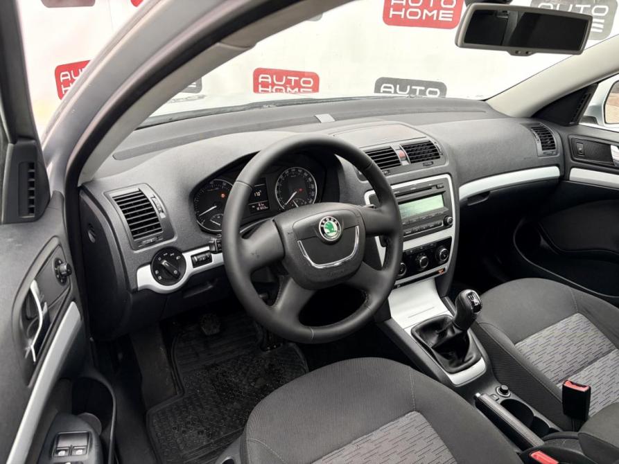 Skoda Octavia II (A5) Рестайлинг Санкт-Петербург  - изображение 9