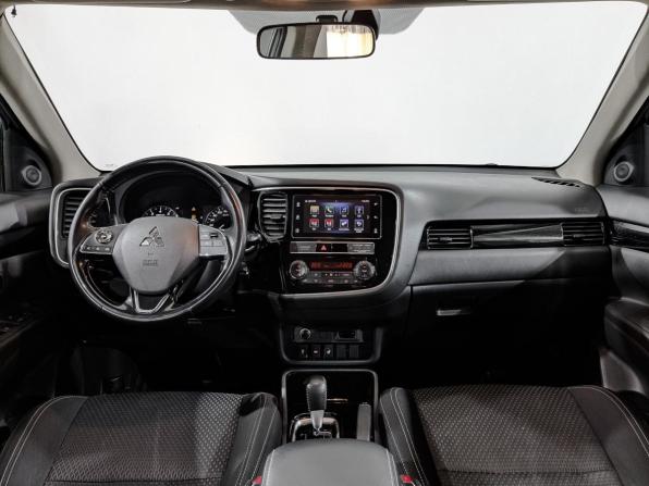 Mitsubishi Outlander III Рестайлинг 3 с пробегом 2019 года, цена 1 715 000 рублей, 170212 км, внедорожник, Автокод Объявления