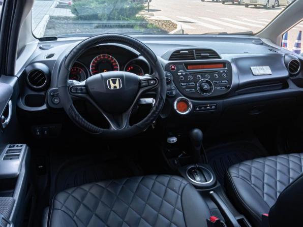 Honda Jazz II Рестайлинг с пробегом 2012 года, цена 880 000 рублей, 155280 км, хэтчбек, Автокод Объявления