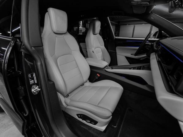 Porsche Macan II с пробегом 2026 года, цена 16 600 000 рублей, 34 км, внедорожник, Автокод Объявления