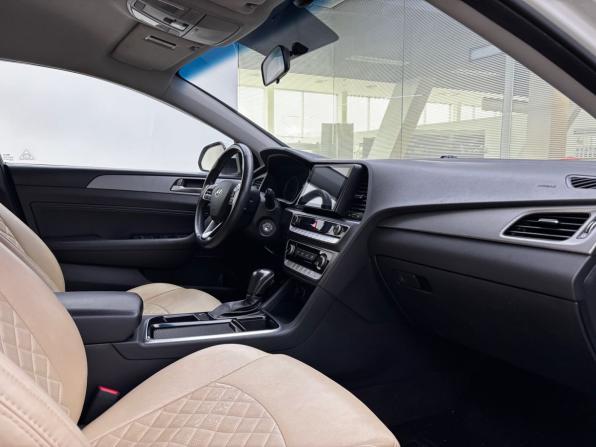 Hyundai Sonata VII (LF) Рестайлинг с пробегом 2019 года, цена 1 949 000 рублей, 126511 км, седан, Автокод Объявления