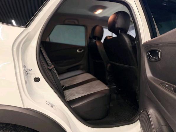 Renault Kaptur I с пробегом 2019 года, цена 1 540 000 рублей, 114046 км, внедорожник, Автокод Объявления