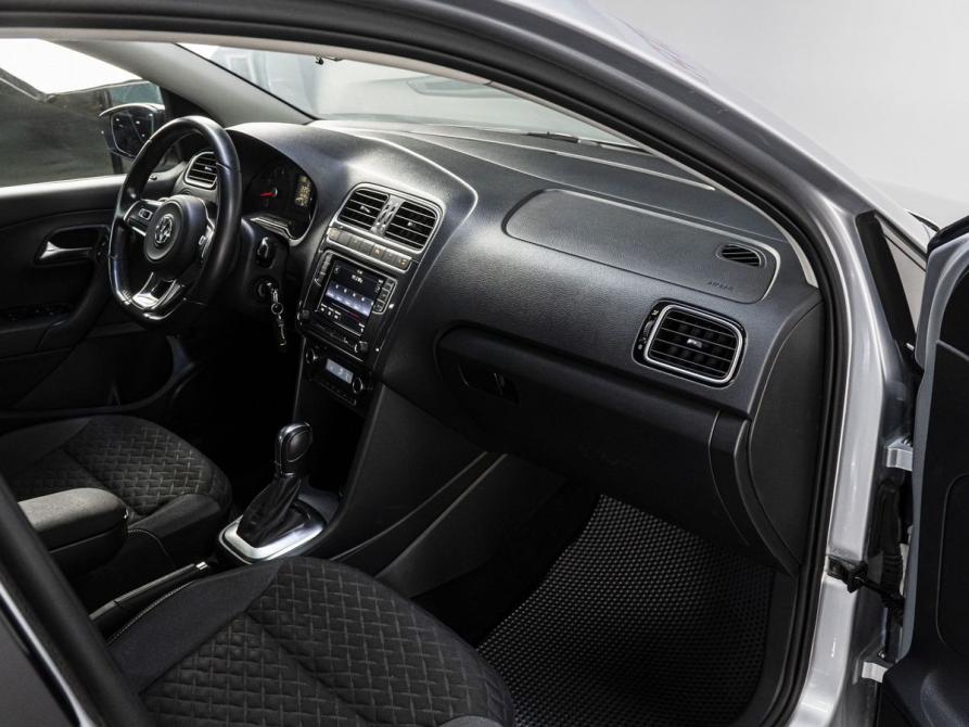 Volkswagen Polo V Рестайлинг Тюмень  - изображение 15