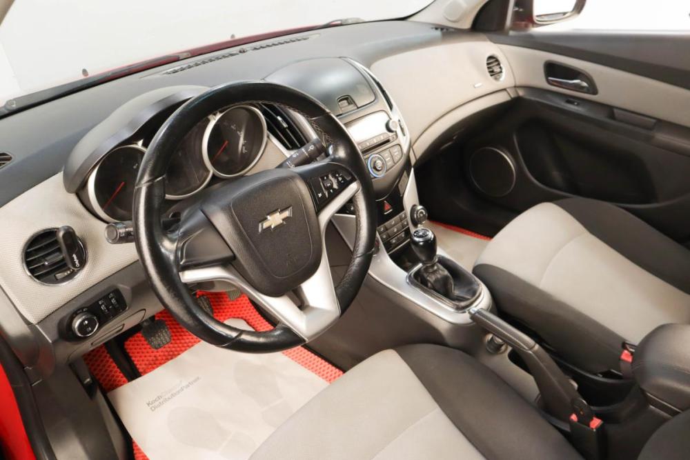 Chevrolet Cruze I Рестайлинг Челябинск  - изображение 9