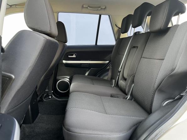 Suzuki Grand Vitara II Рестайлинг с пробегом 2011 года, цена 1 100 000 рублей, 122680 км, внедорожник, Автокод Объявления