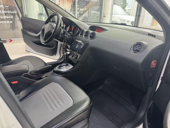 Peugeot 408 I с пробегом 2012 года, цена 500 000 рублей, 255979 км, седан, Автокод Объявления