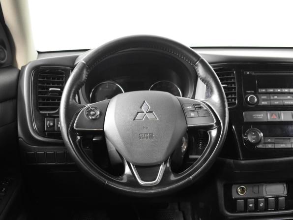 Mitsubishi Outlander III Рестайлинг 2 с пробегом 2017 года, цена 1 830 900 рублей, 152585 км, внедорожник, Автокод Объявления