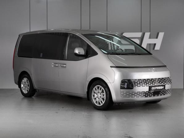 Hyundai Staria I с пробегом 2022 года, цена 5 270 000 рублей, 25365 км, минивэн, Автокод Объявления