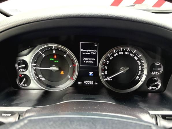 Toyota Land Cruiser 200 Series Рестайлинг 2 с пробегом 2016 года, цена 4 590 000 рублей, 400356 км, внедорожник, Автокод Объявления