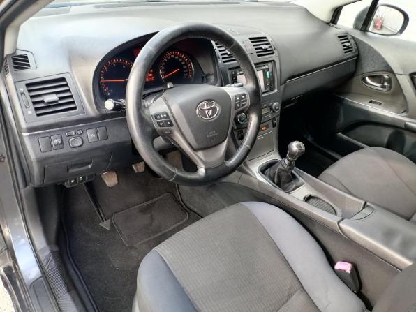 Toyota Avensis III с пробегом 2009 года, цена 749 000 рублей, 380717 км, универсал, Автокод Объявления