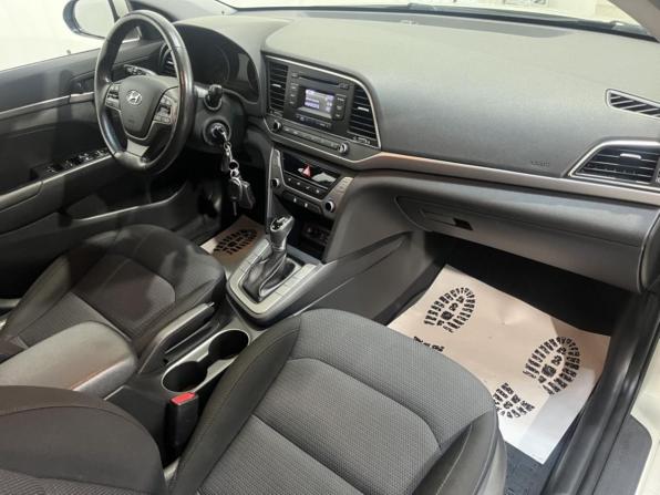 Hyundai Elantra VI (AD) с пробегом 2018 года, цена 1 455 000 рублей, 129610 км, седан, Автокод Объявления