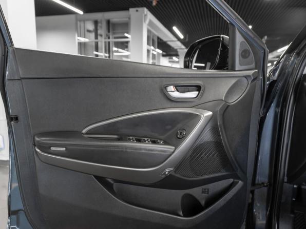 Hyundai Santa Fe III с пробегом 2014 года, цена 1 760 000 рублей, 206503 км, внедорожник, Автокод Объявления