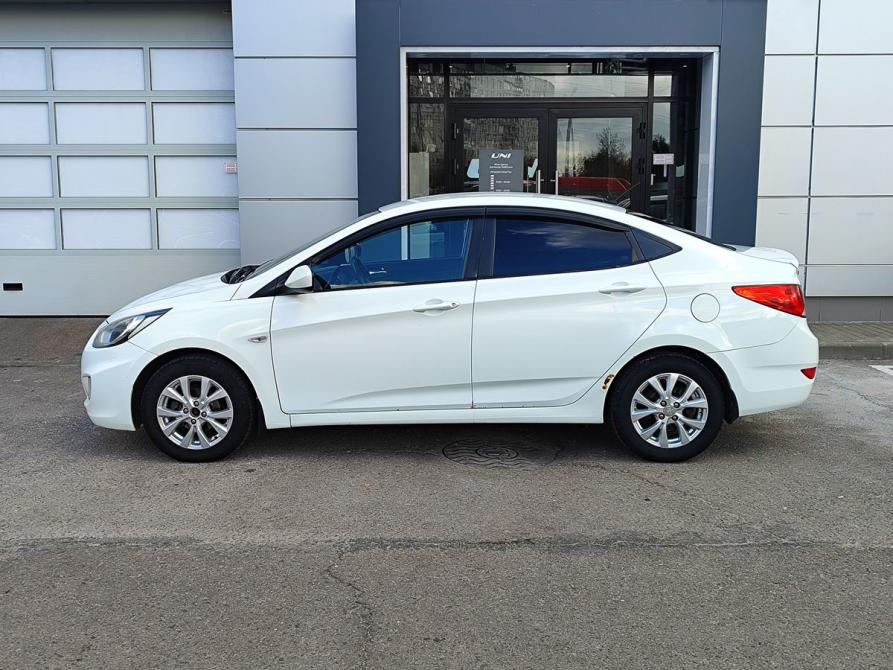 Hyundai Solaris I Москва  - изображение 8
