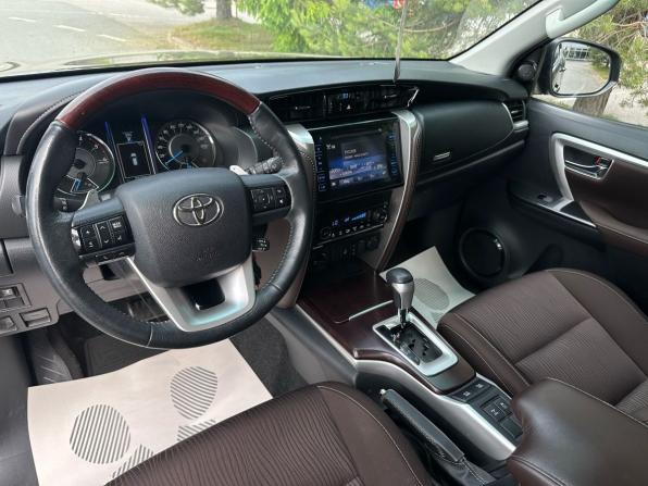 Toyota Fortuner II с пробегом 2017 года, цена 3 849 000 рублей, 59471 км, внедорожник, Автокод Объявления