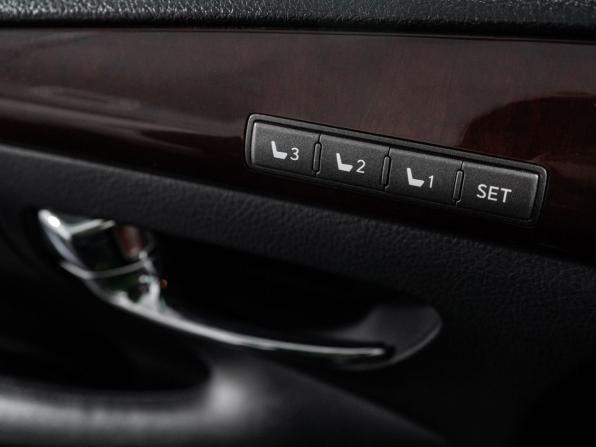 Lexus LX III Рестайлинг с пробегом 2012 года, цена 4 200 000 рублей, 156188 км, внедорожник, Автокод Объявления