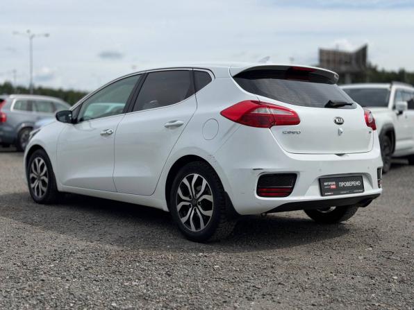 Kia Ceed II Рестайлинг с пробегом 2017 года, цена 995 000 рублей, 183196 км, хэтчбек, Автокод Объявления