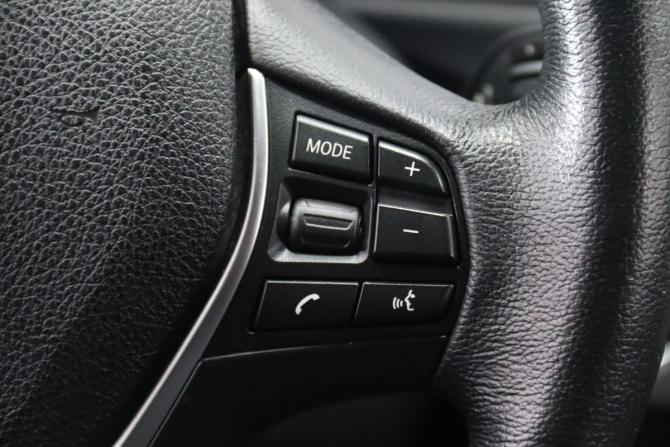 BMW 3 серии VI (F3x) Рестайлинг с пробегом 2017 года, цена 1 855 550 рублей, 196953 км, седан, Автокод Объявления
