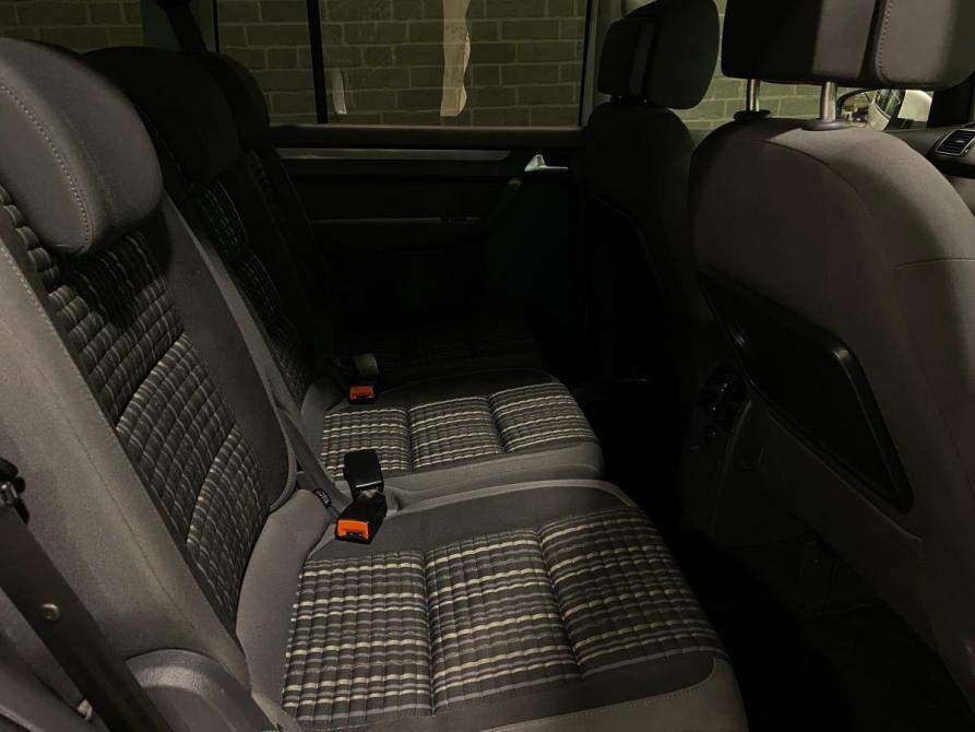 Volkswagen Touran I Рестайлинг 2 Челябинск  - изображение 12