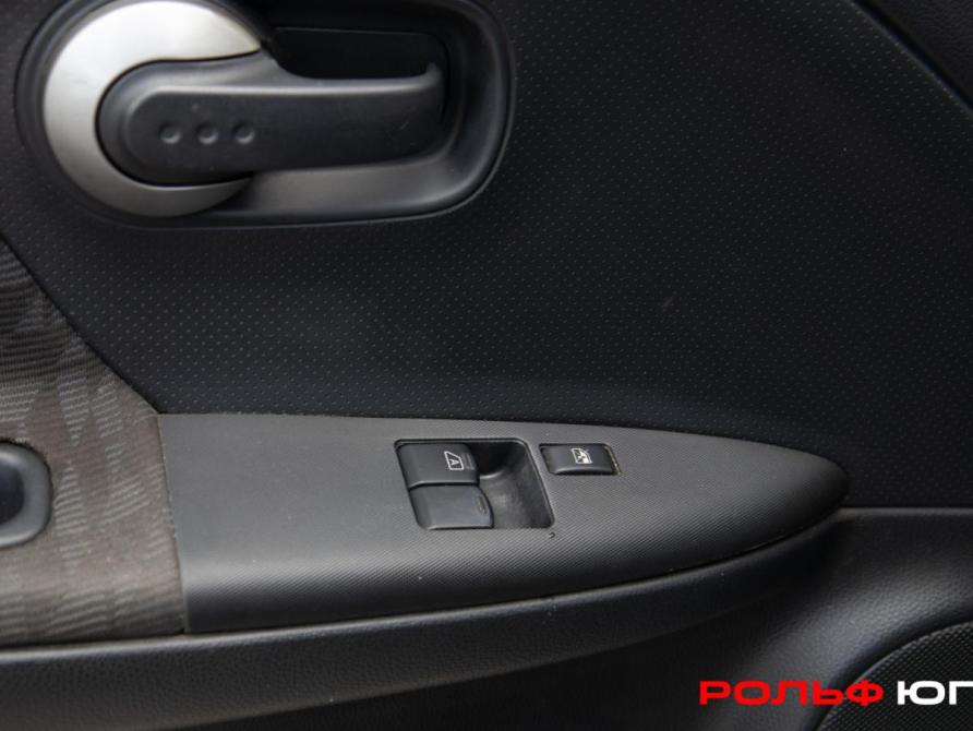 Nissan Note I Москва  - изображение 17