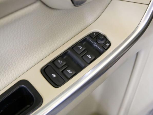 Volvo XC60 I с пробегом 2012 года, цена 1 299 000 рублей, 253323 км, внедорожник, Автокод Объявления