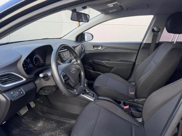 Hyundai Solaris II с пробегом 2017 года, цена 1 280 000 рублей, 87196 км, седан, Автокод Объявления