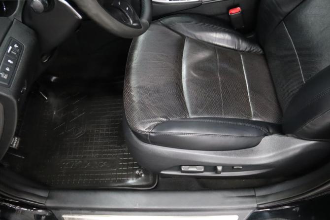 Hyundai Sonata VI (YF) с пробегом 2011 года, цена 945 450 рублей, 150877 км, седан, Автокод Объявления