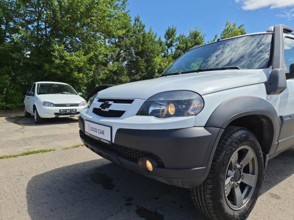 Chevrolet Niva I Рестайлинг с пробегом 2020 года, цена 850 000 рублей, 95797 км, внедорожник, Автокод Объявления