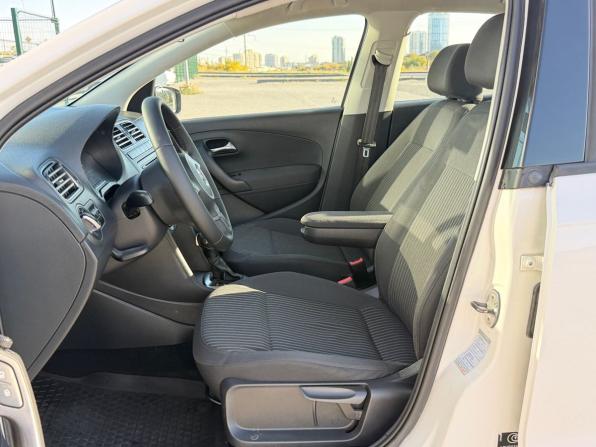 Volkswagen Polo V с пробегом 2011 года, цена 765 000 рублей, 162000 км, седан, Автокод Объявления