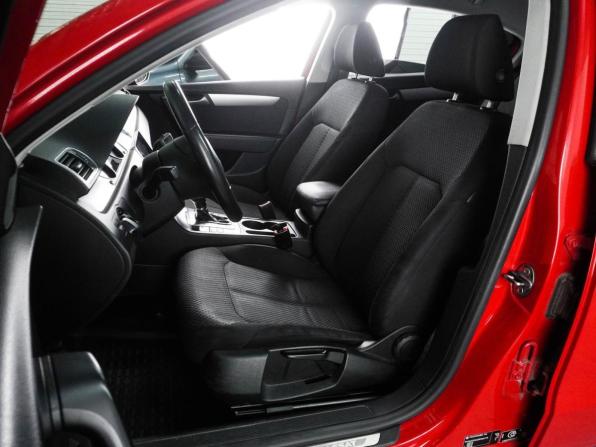 Volkswagen Passat B7 с пробегом 2012 года, цена 979 000 рублей, 215529 км, седан, Автокод Объявления