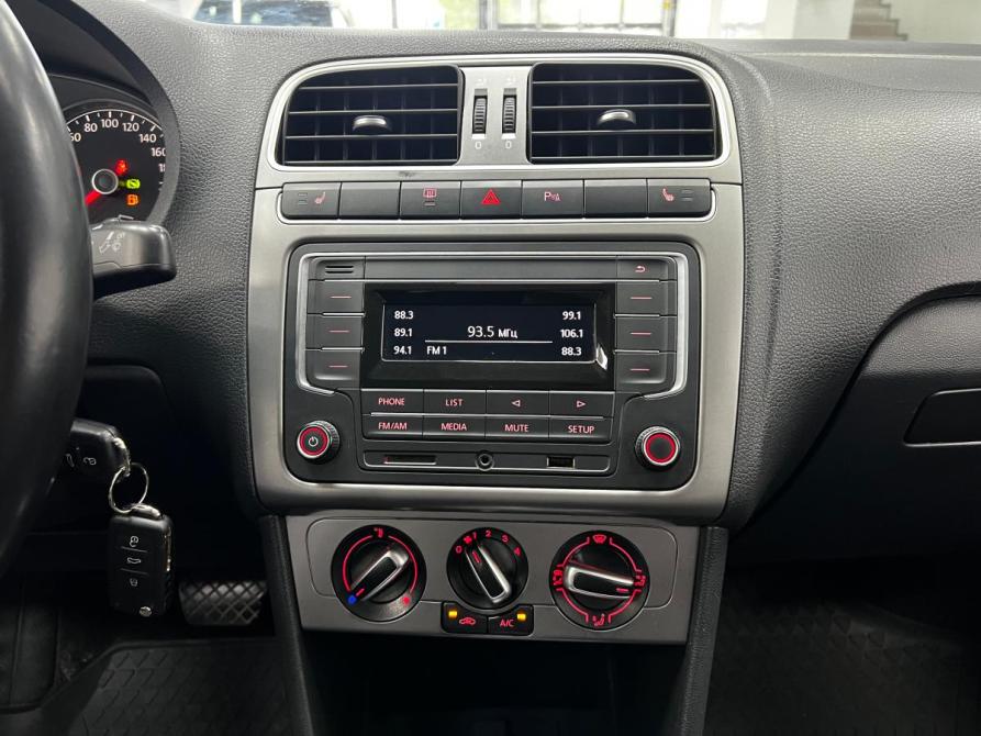 Volkswagen Polo V Рестайлинг Казань  - изображение 15
