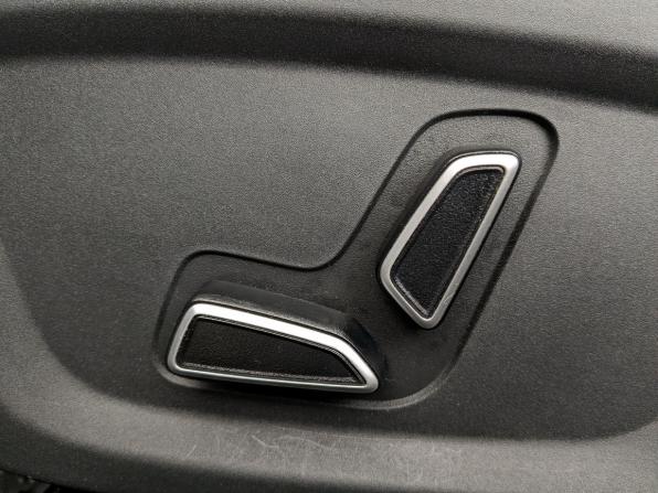 Changan UNI-V I с пробегом 2023 года, цена 2 100 000 рублей, 54095 км, лифтбек, Автокод Объявления