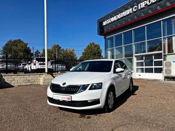 Skoda Octavia III (A7) Рестайлинг с пробегом 2018 года, цена 2 068 000 рублей, 46554 км, лифтбек, Автокод Объявления