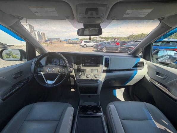 Toyota Sienna III Рестайлинг 2 с пробегом 2019 года, цена 3 500 000 рублей, 95000 км, минивэн, Автокод Объявления