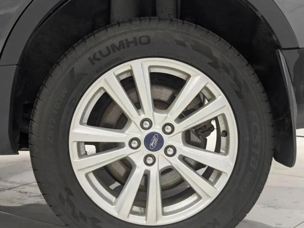 Ford Kuga II Рестайлинг с пробегом 2017 года, цена 1 649 000 рублей, 106471 км, внедорожник, Автокод Объявления