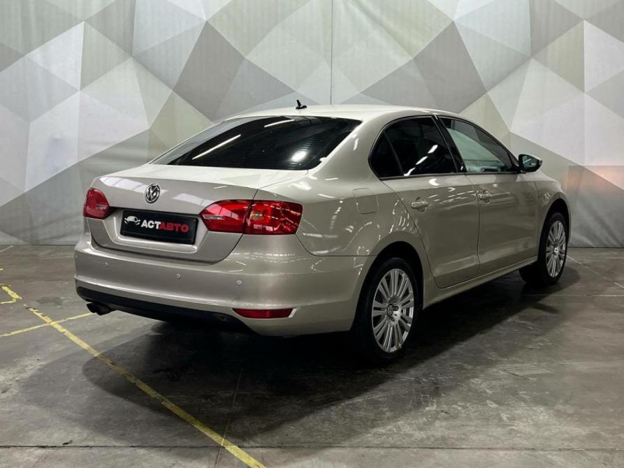 Volkswagen Jetta VI Оренбург  - изображение 6
