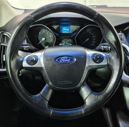 Ford Focus III с пробегом 2012 года, цена 897 000 рублей, 165372 км, седан, Автокод Объявления